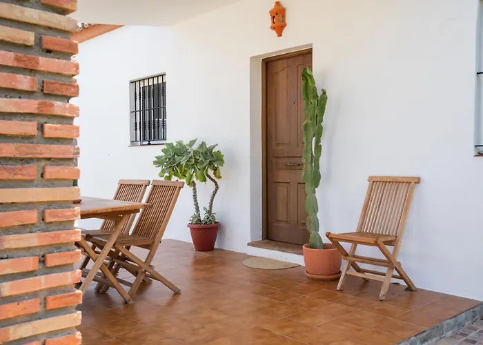 Jardines De Zahora C02 * كاديز